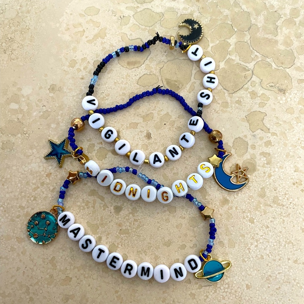 Taylor Swift Eras Tour Friendship Bracelet Set (Midnights)